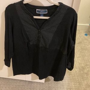 Black pullover top